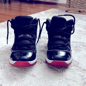 COPY - Air Jordan Retro 11 Black/Red Size 2 Kids